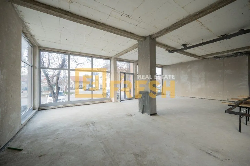 Sale, office space, 260m², Cetinje, Crna Gora