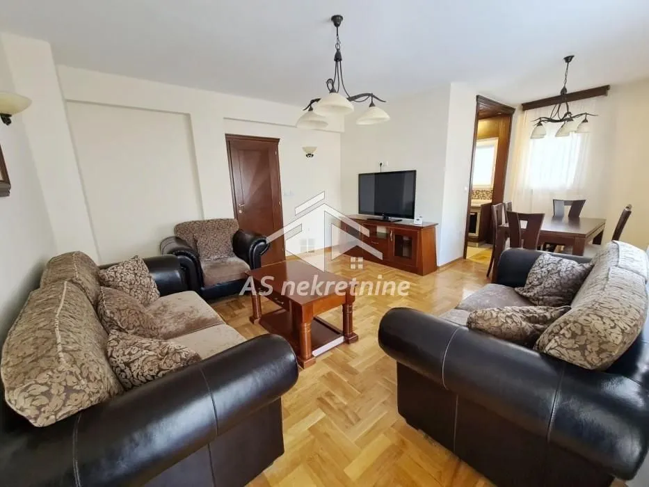Rent, three bedroom apartment, 78m², Vračar Hram, Vračar Sve Podlokacije