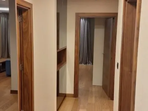 Izdavanje, trosoban stan, 79m², Stari Grad, Beograd - image 6