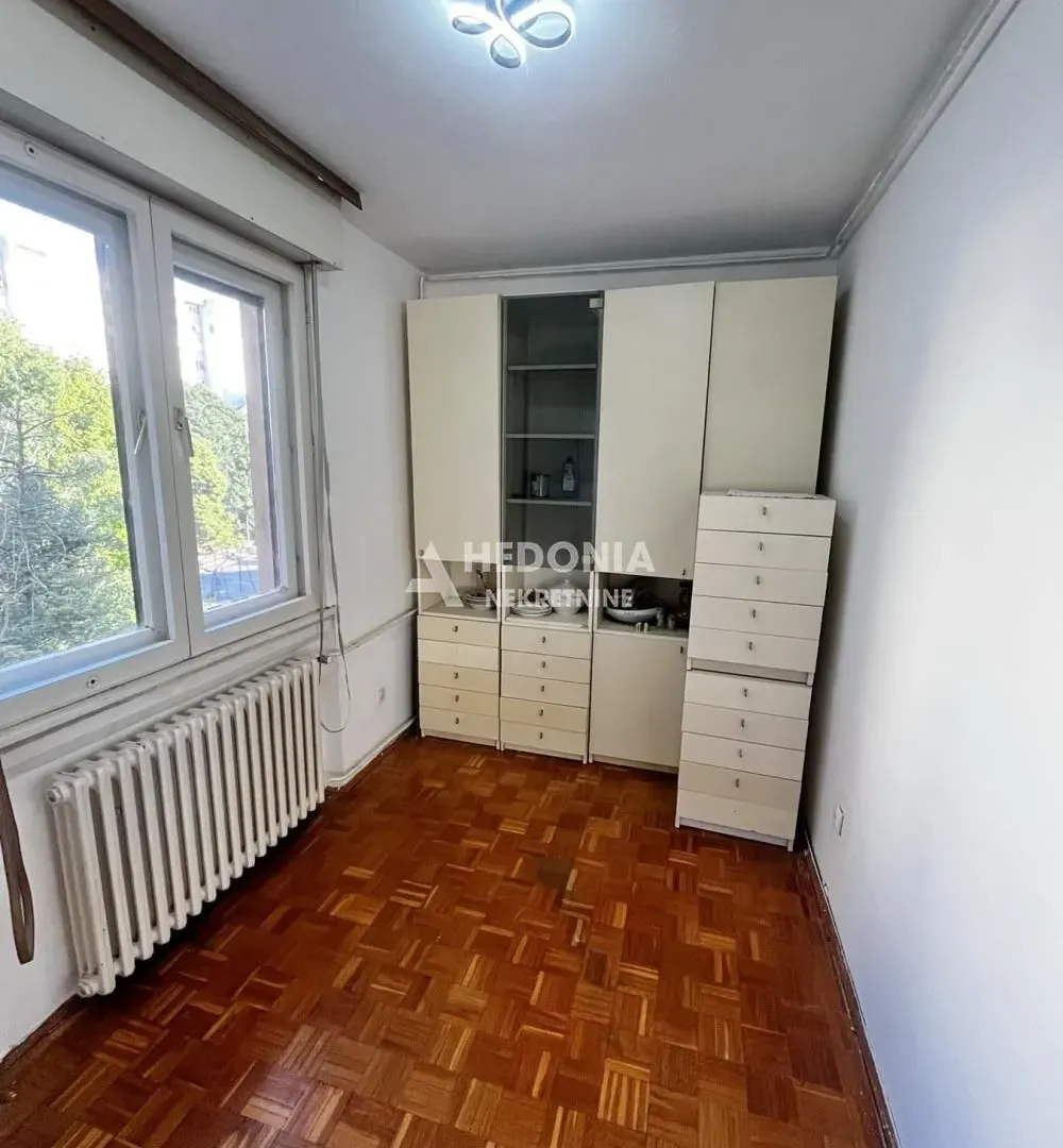 Prodaja, dvosoban stan, 73m², Brace Jerković, Voždovac Sve Podlokacije