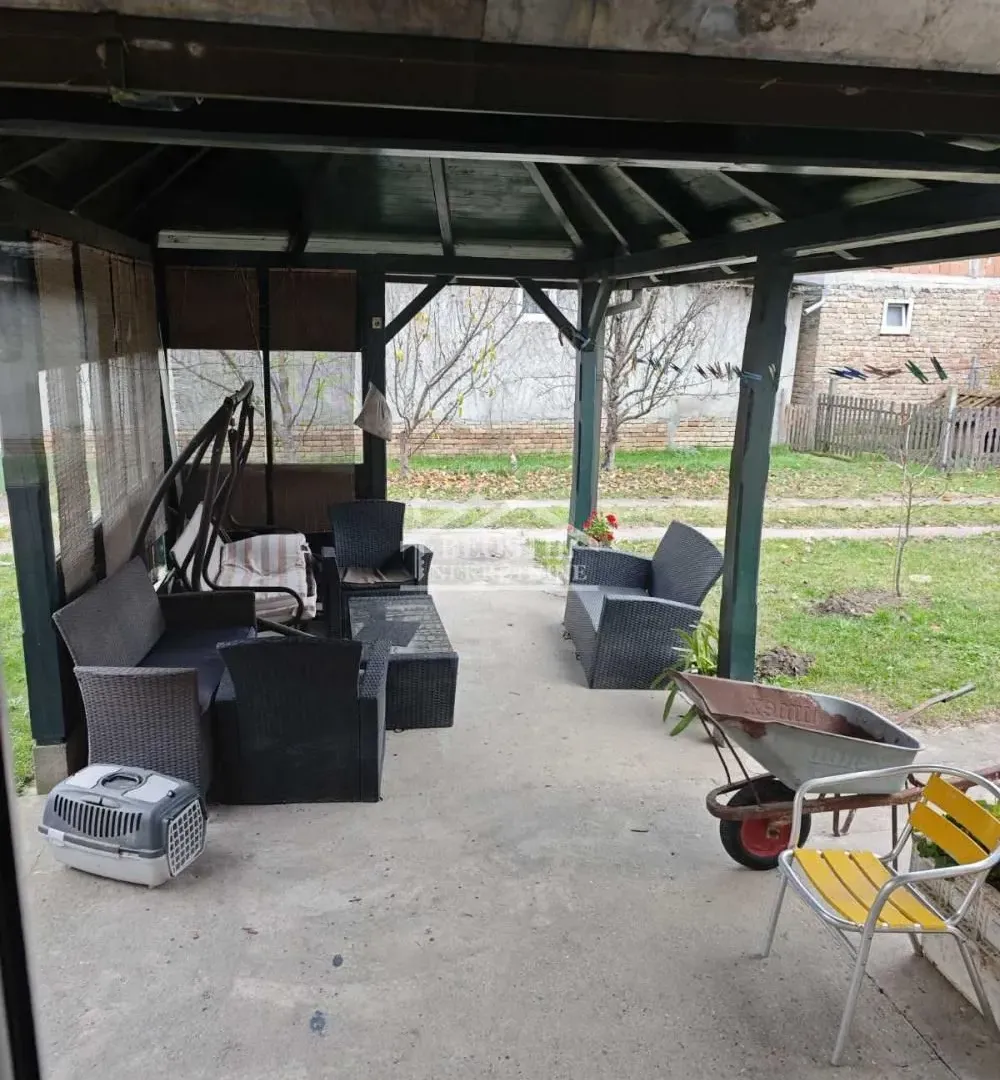 Sale, house, 133m², Golubinci, Stara Pazova