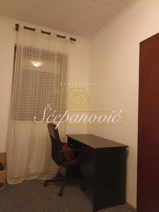 Prodaja, jednosoban stan, 32m², Sajam, Novi Sad Sve Podlokacije