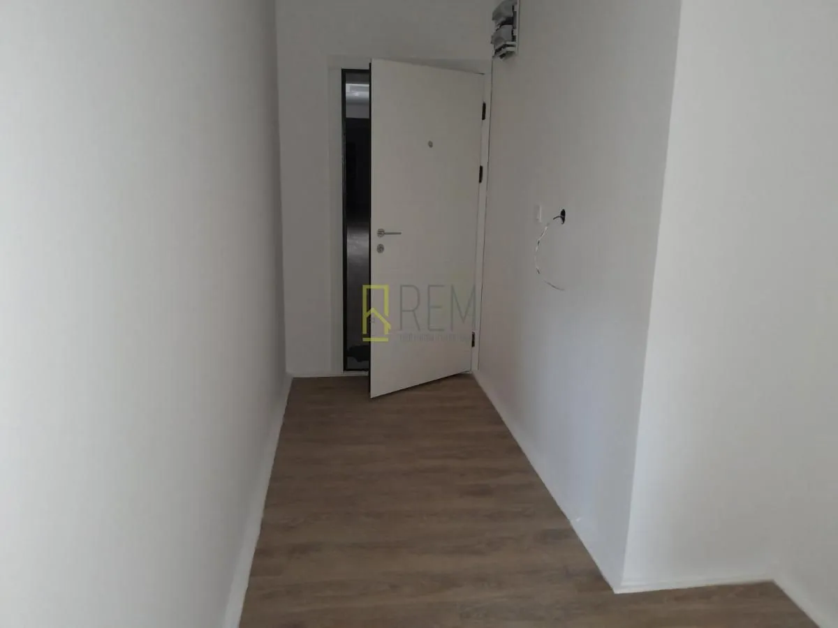 Prodaja, dvosoban stan, 63m², Cetinje, Crna Gora