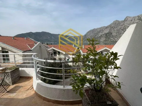 Prodaja, trosoban stan, 130m², Risan, Kotor - image 10