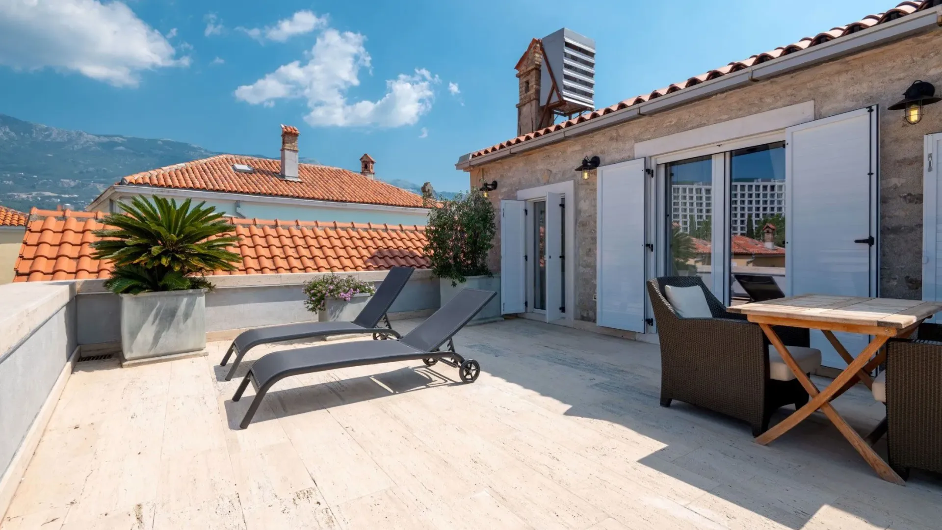 Sale, three bedroom apartment, 192m², Budva, Crna Gora