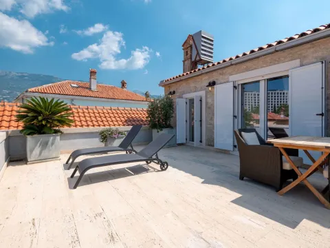 Prodaja, trosoban stan, 192m², Budva, Crna Gora - image 13