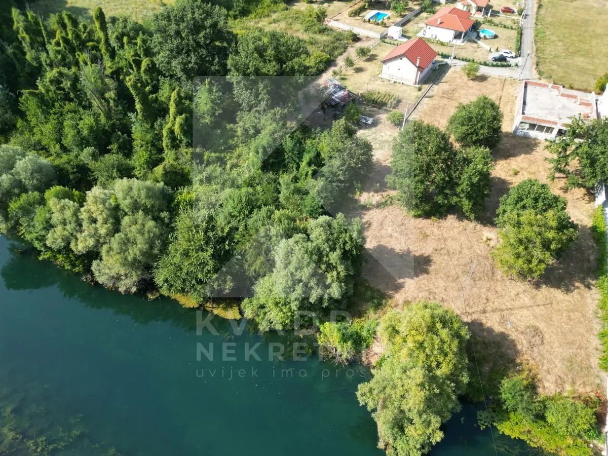 Prodaja, plac, 2400m², Pričelje, Podgorica