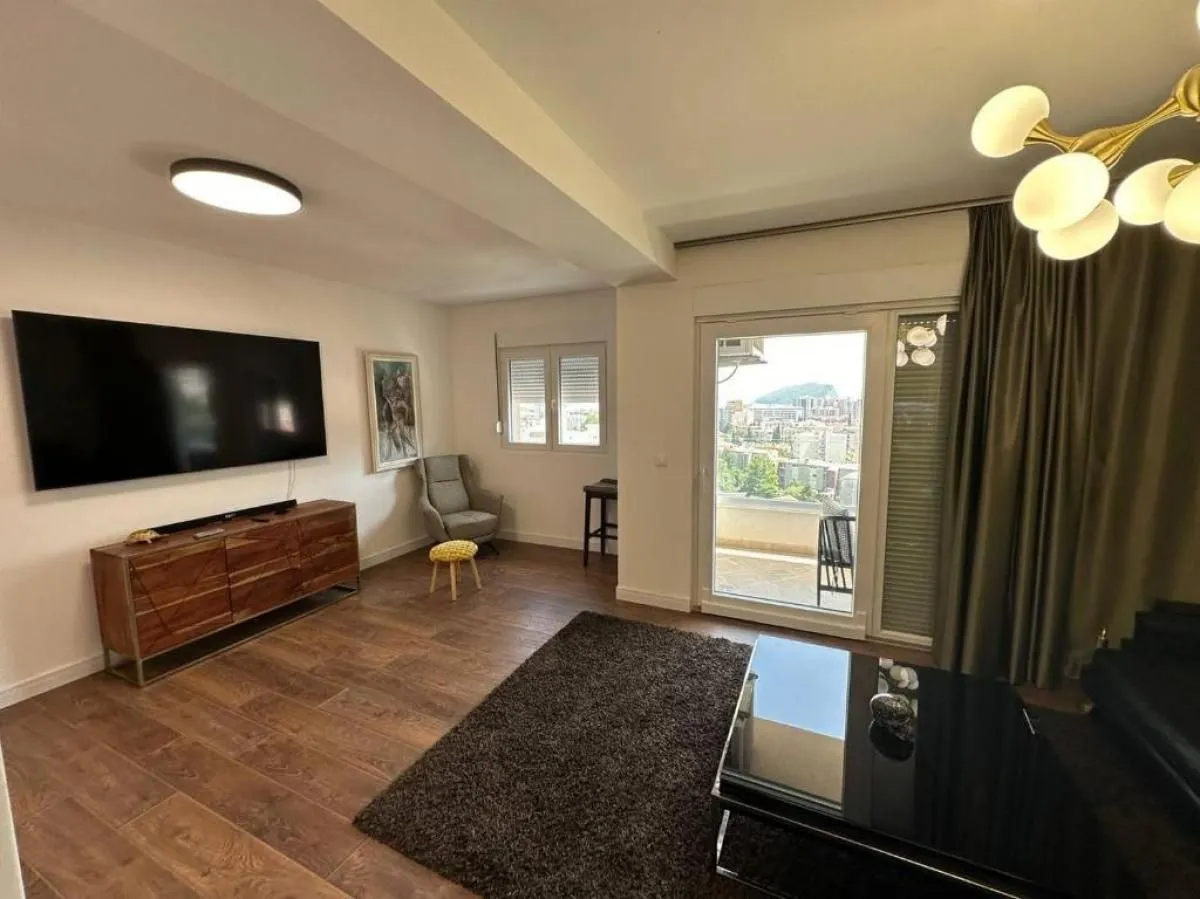 Prodaja, trosoban stan, 140m², Budva, Crna Gora