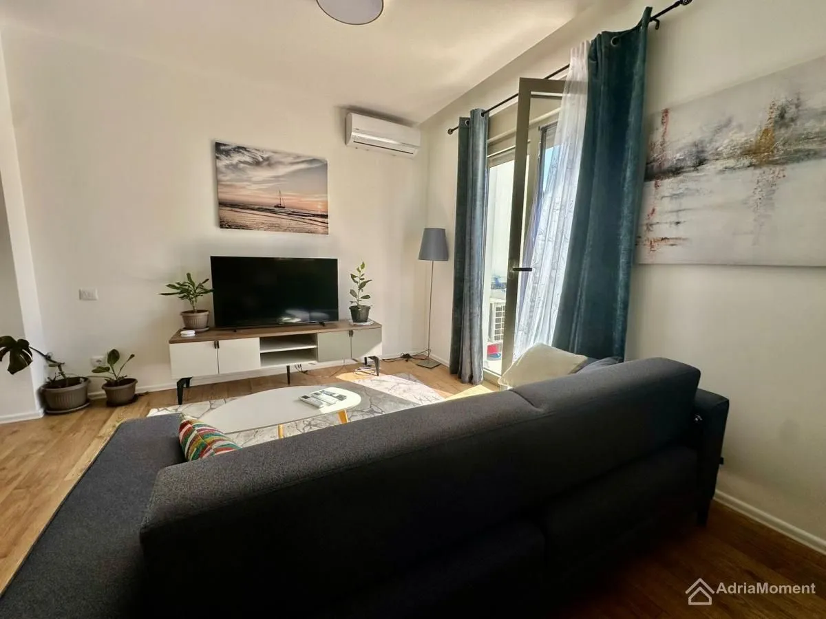 Prodaja, jednosoban stan, 60m², Mrčevac, Tivat