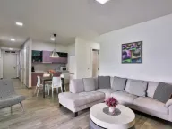 Izdavanje, dvosoban stan, 90m², Budva, Crna Gora - image 1