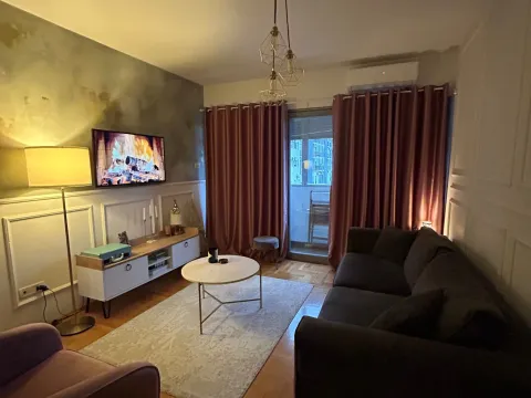 Prodaja, jednosoban stan, 38m², City Kvart, Podgorica - image 1