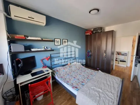 Sale, three bedroom apartment, 64m², Zemun Centar, Zemun Sve Podlokacije - image 13