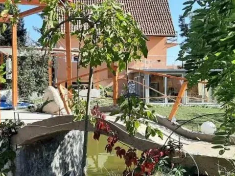 Prodaja, kuća, 282m², Vrčin, Grocka - image 10