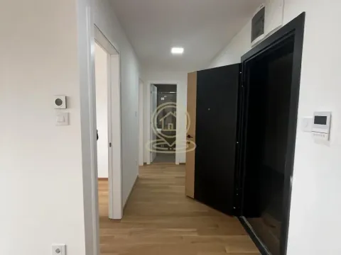 Prodaja, dvosoban stan, 58m², Bulevar Evrope, Novi Sad Sve Podlokacije - image 9