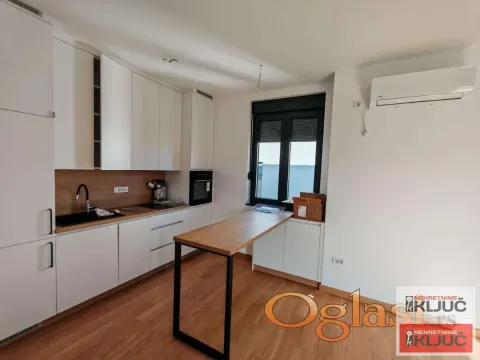 Izdavanje, dvosoban stan, 50m², Sremska Kamenica, Petrovaradin - image 4