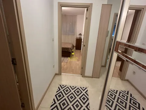 Izdavanje, dvosoban stan, 75m², City Kvart, Podgorica - image 5