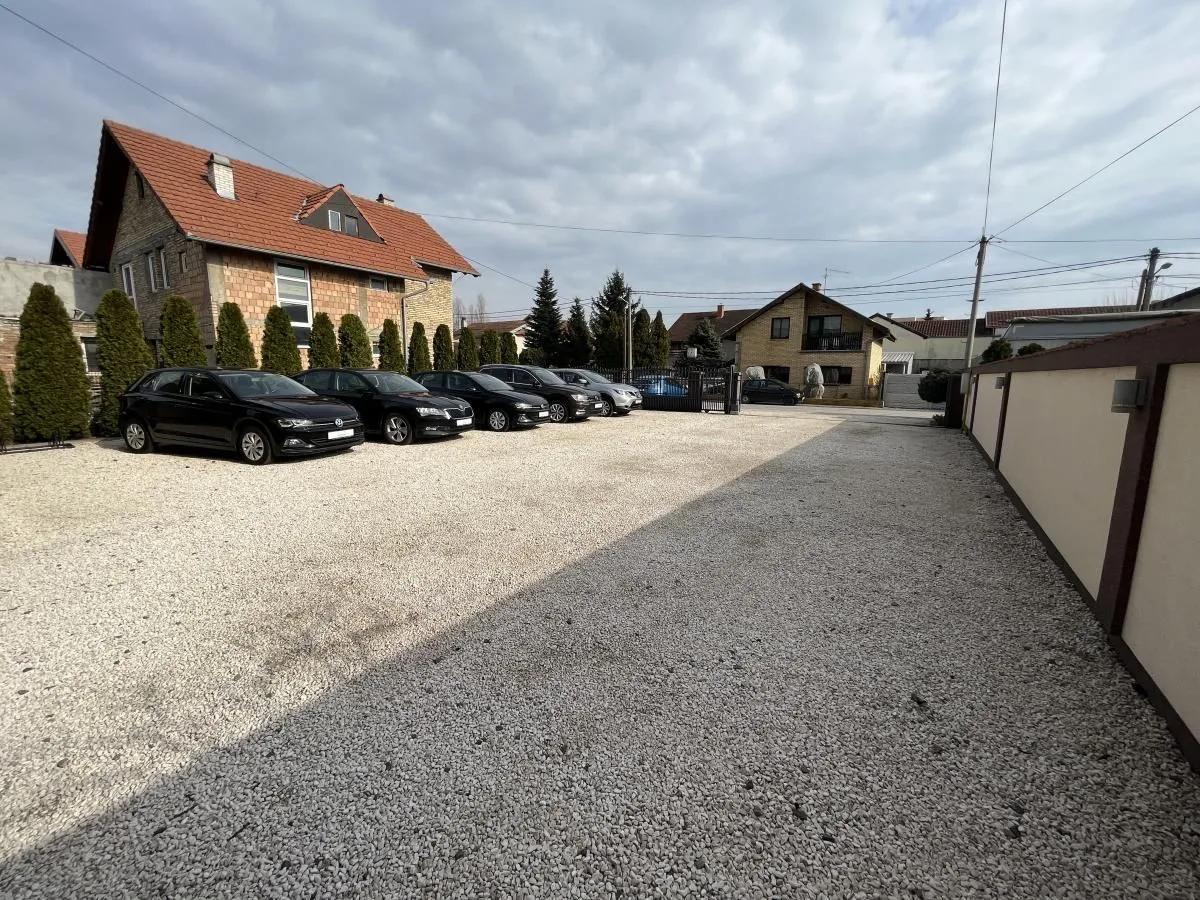 Sale, house, 402m², Adice, Novi Sad Sve Podlokacije