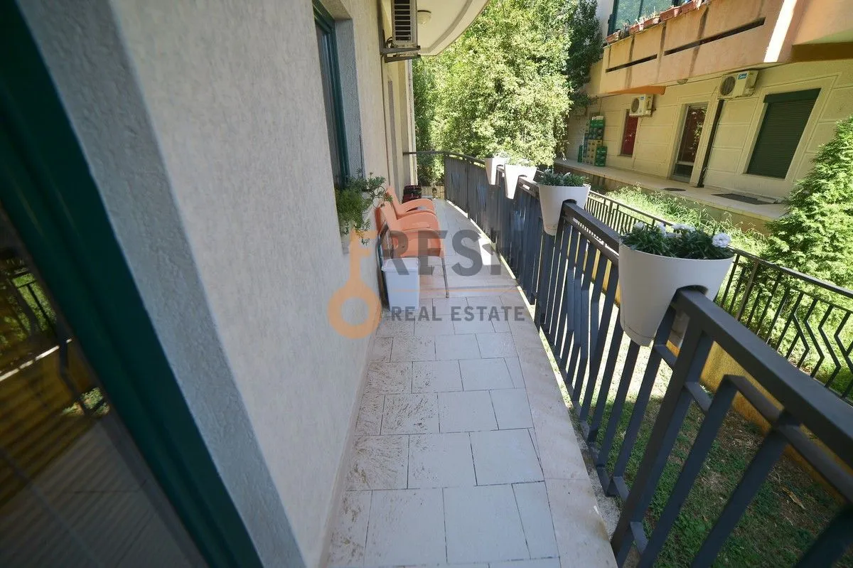 Rent, three bedroom apartment, 100m², Gorica C, Podgorica