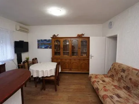 Prodaja, kuća, 200m², Kotor, Crna Gora - image 11