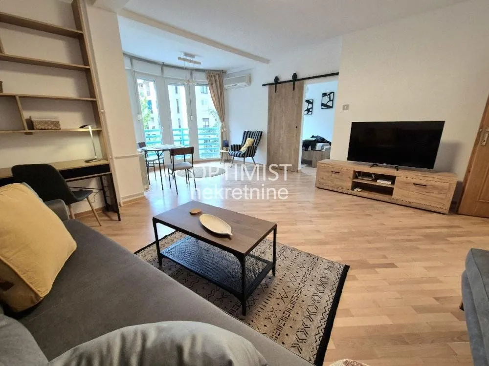 Rent, two bedroom apartment, 54m², Đeram Pijaca, Beograd