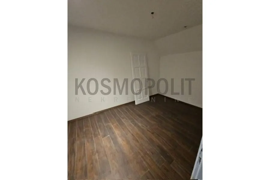 Prodaja, trosoban stan, 87m², Zemun Sve Podlokacije, Beograd