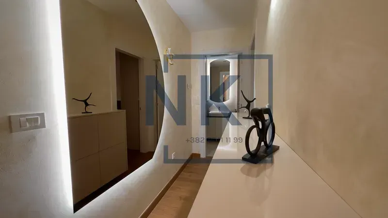 Prodaja, dvosoban stan, 75m², Kruševac, Podgorica