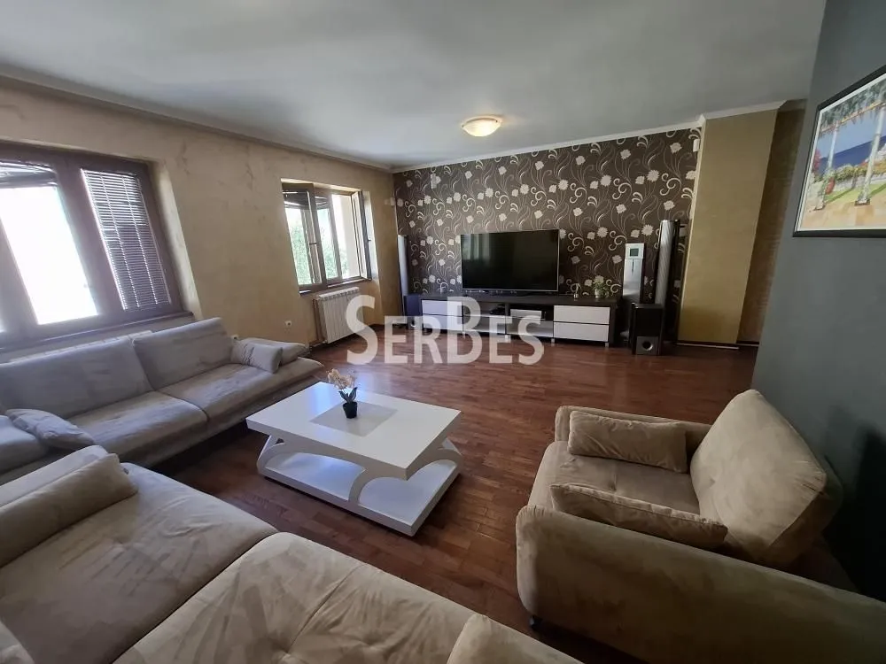 Rent, four bedroom apartment, 143m², Gradić, Petrovaradin