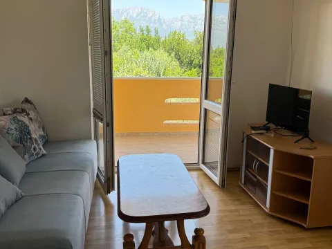 Rent, two bedroom apartment, 75m², Centar, Bar - image 4