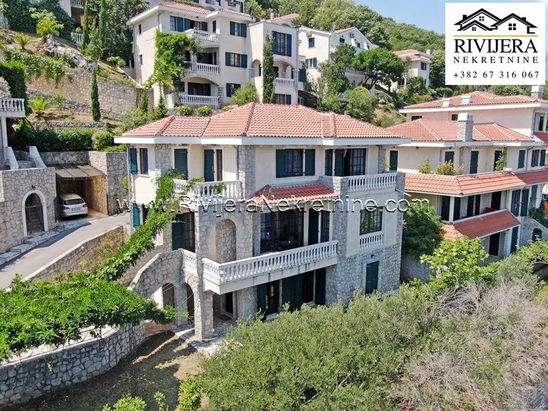Sale, house, 235m², Kostanjica, Kotor