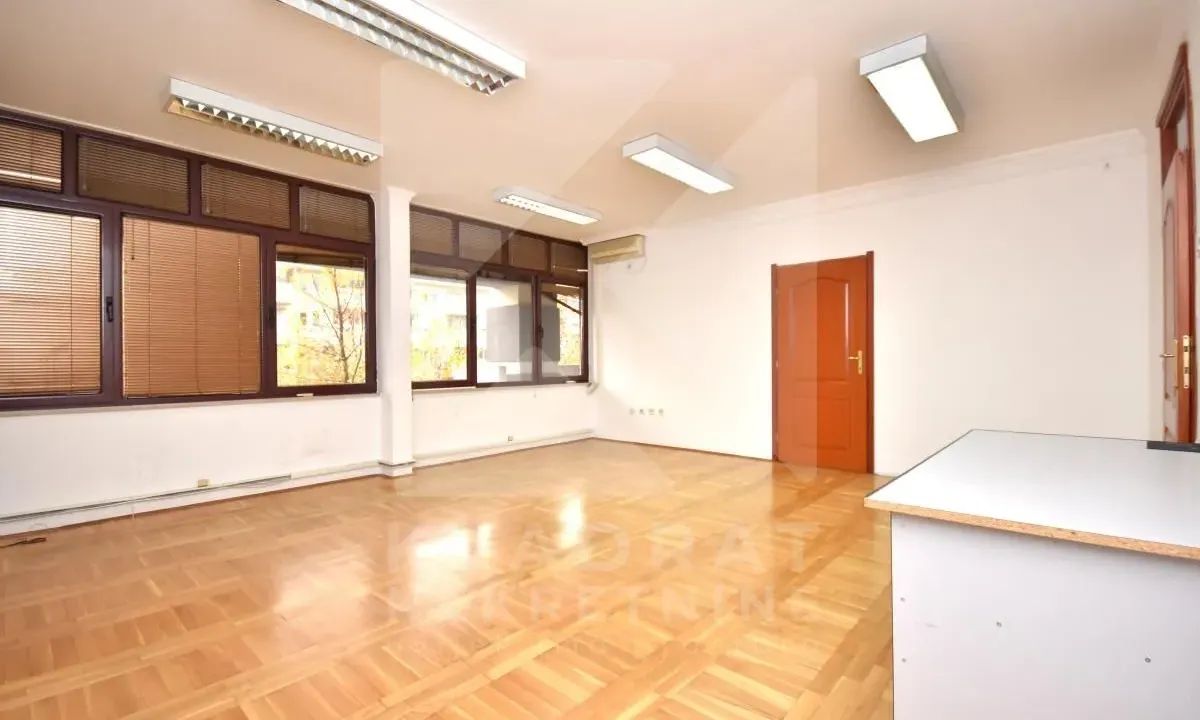 Rent, office space, 96m², Preko Morače, Podgorica