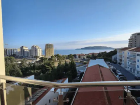 Rent, three bedroom apartment, 120m², Bečići, Budva - image 2