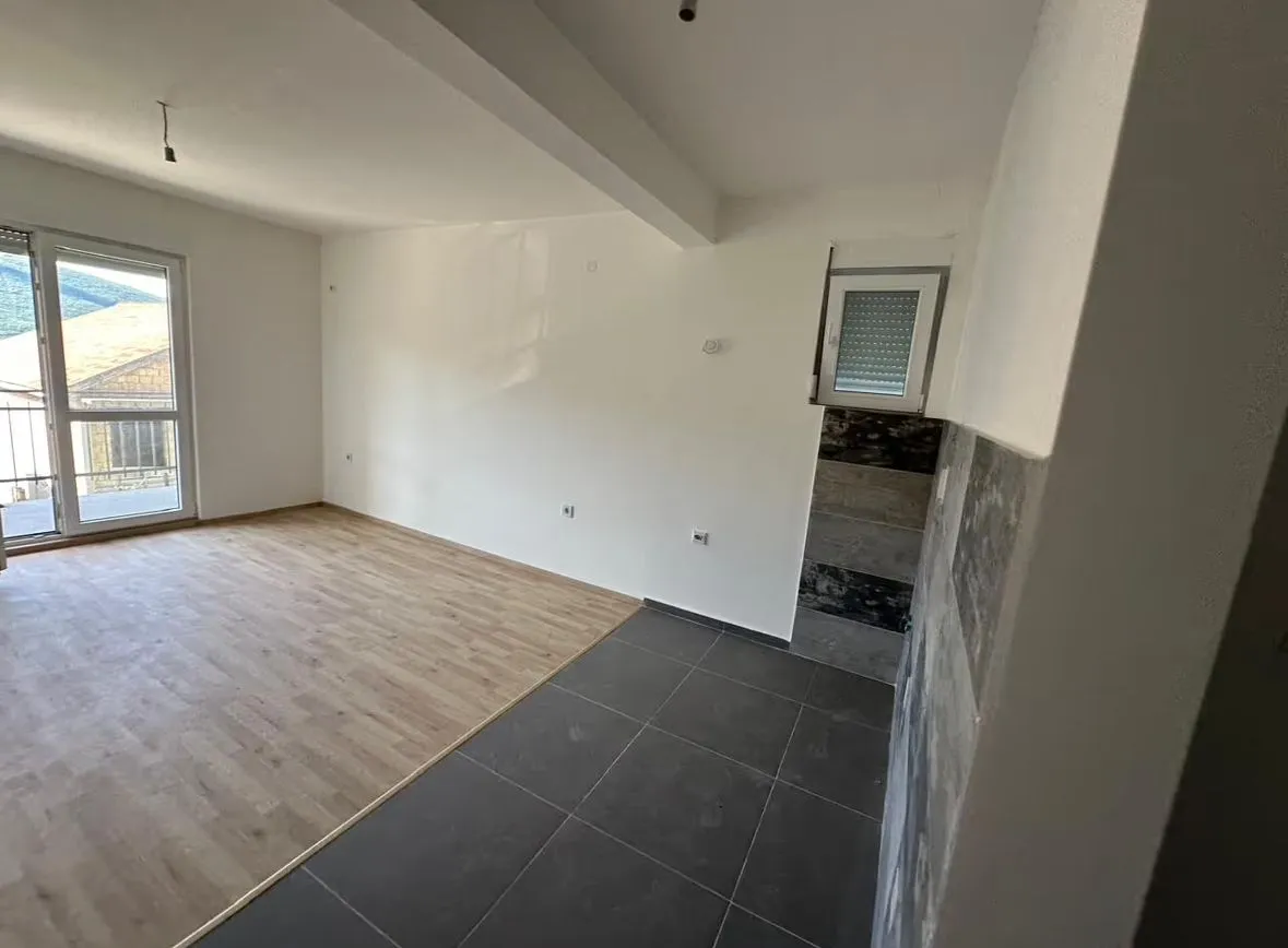 Prodaja, jednosoban stan, 43m², Đenovići, Herceg Novi