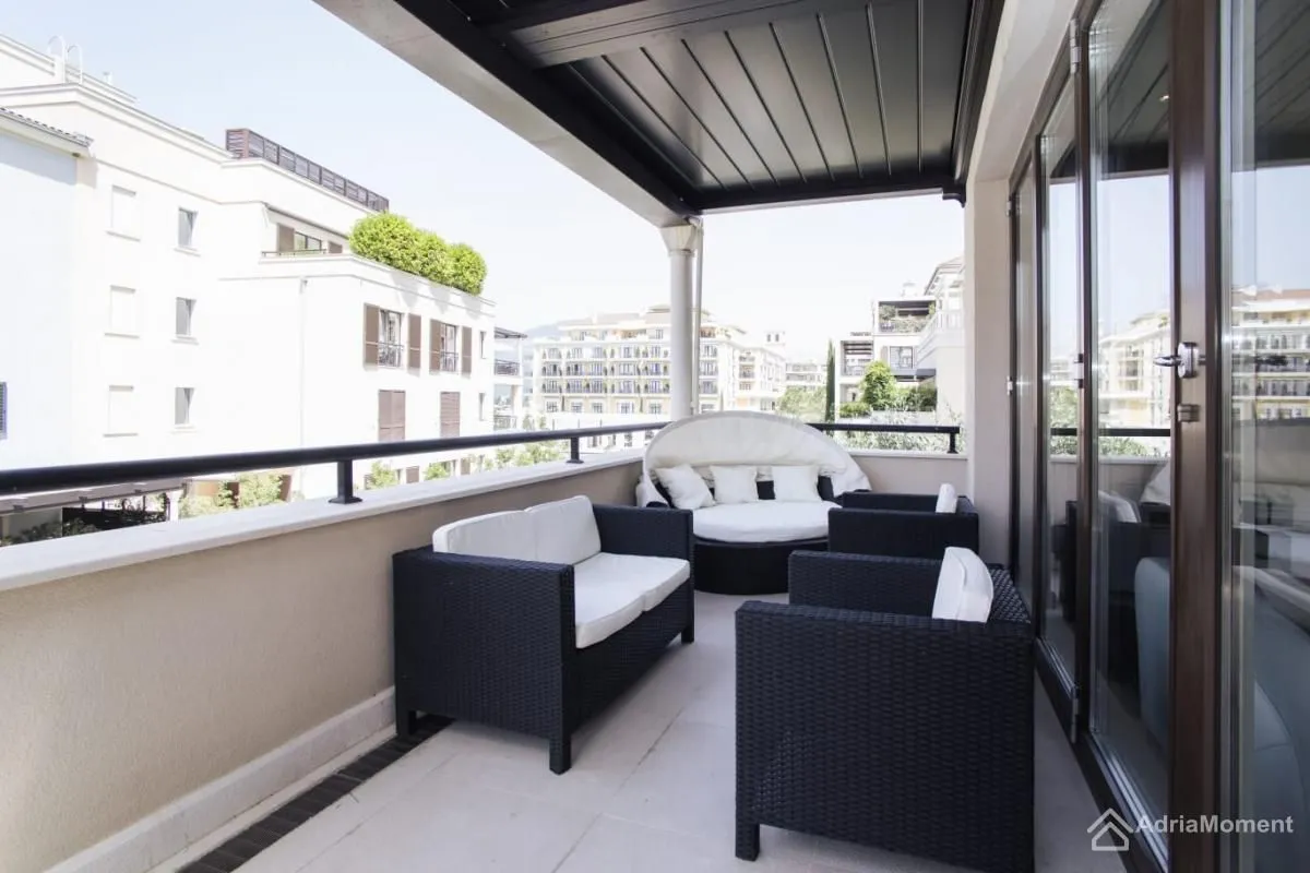 Prodaja, jednosoban stan, 62m², Porto Montenegro, Tivat