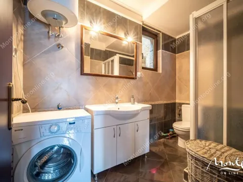 Sale, two bedroom apartment, 94m², Kostanjica, Kotor - image 19