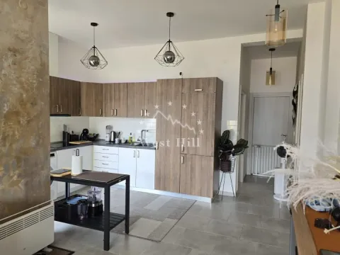 Prodaja, trosoban stan, 110m², Kumbor, Herceg Novi - image 2