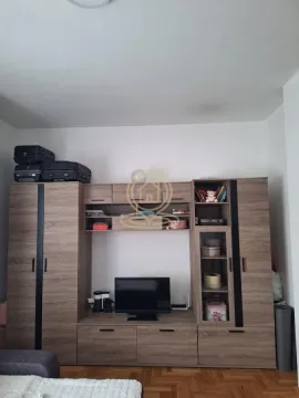 Izdavanje, garsonjera, 26m², Salajka, Novi Sad Sve Podlokacije - image 2