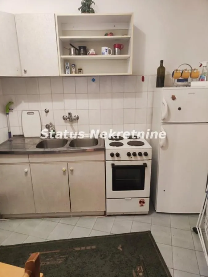 Izdavanje, jednosoban stan, 33m², Grbavica, Novi Sad Sve Podlokacije