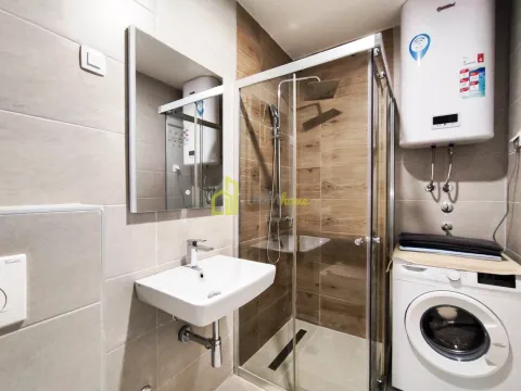 Izdavanje, jednosoban stan, 45m², Pobrežje, Podgorica - image 10