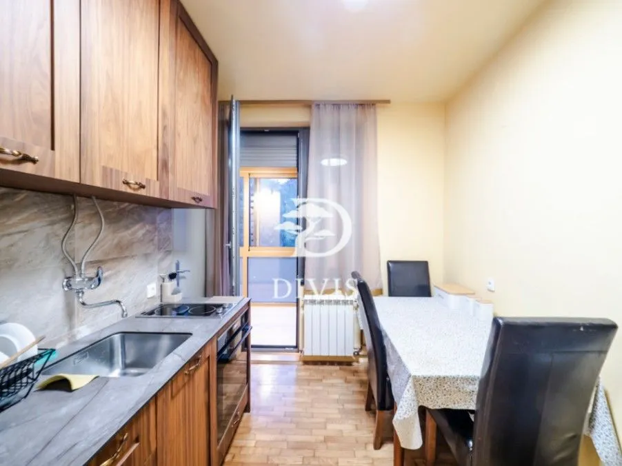 Sale, apartment, 104m², Gradska Bolnica, Zvezdara Sve Podlokacije