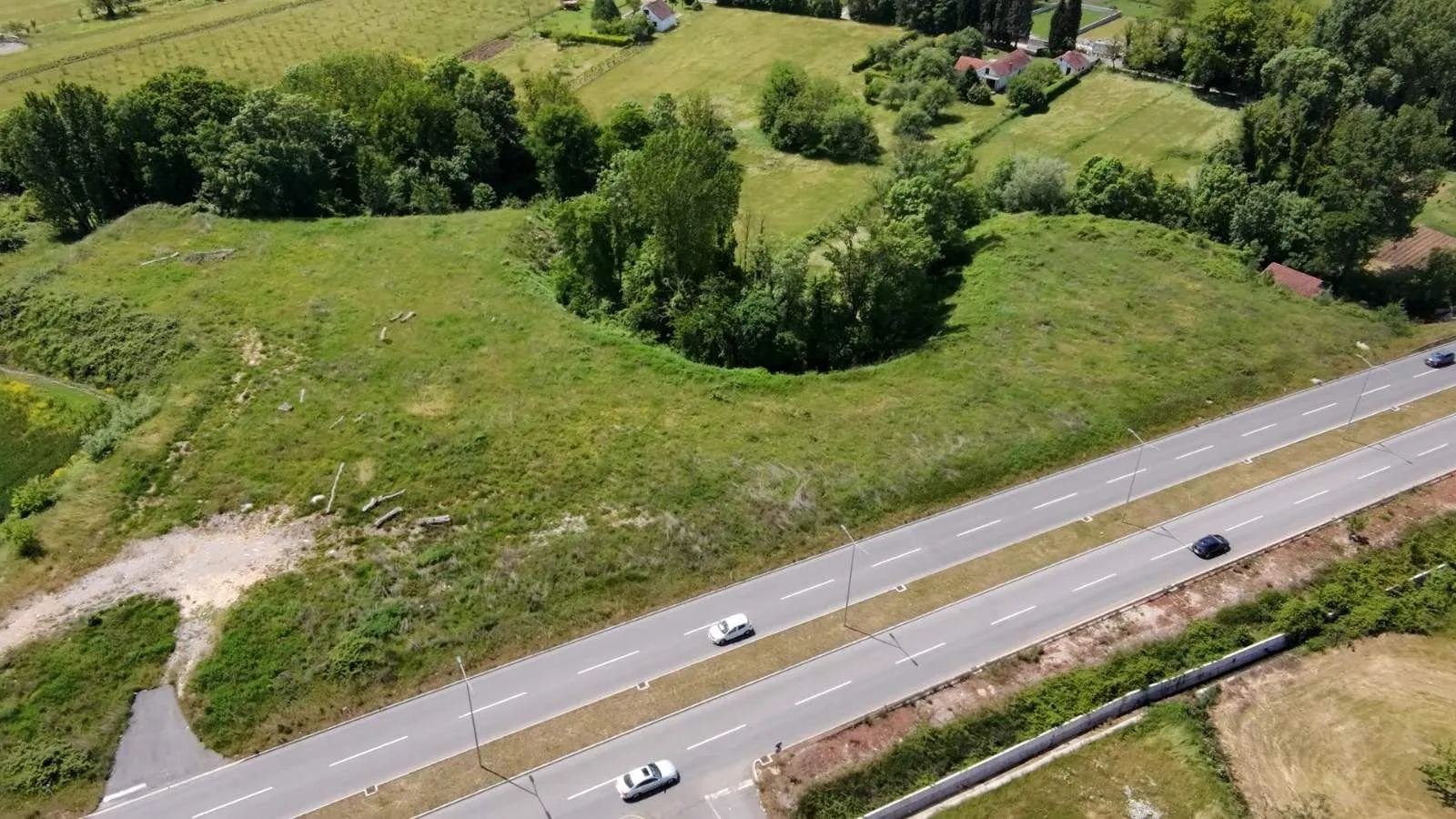 Izdavanje, plac, 5000m², Danilovgrad, Crna Gora