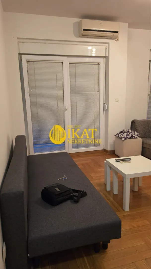 Prodaja, jednosoban stan, 32m², Lipov Lad, Zvezdara Sve Podlokacije