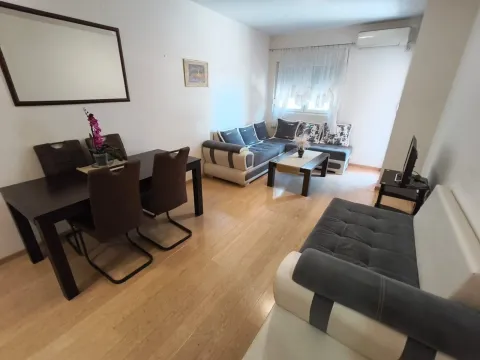 Rent, one bedroom apartment, 47m², City Kvart, Podgorica - image 2