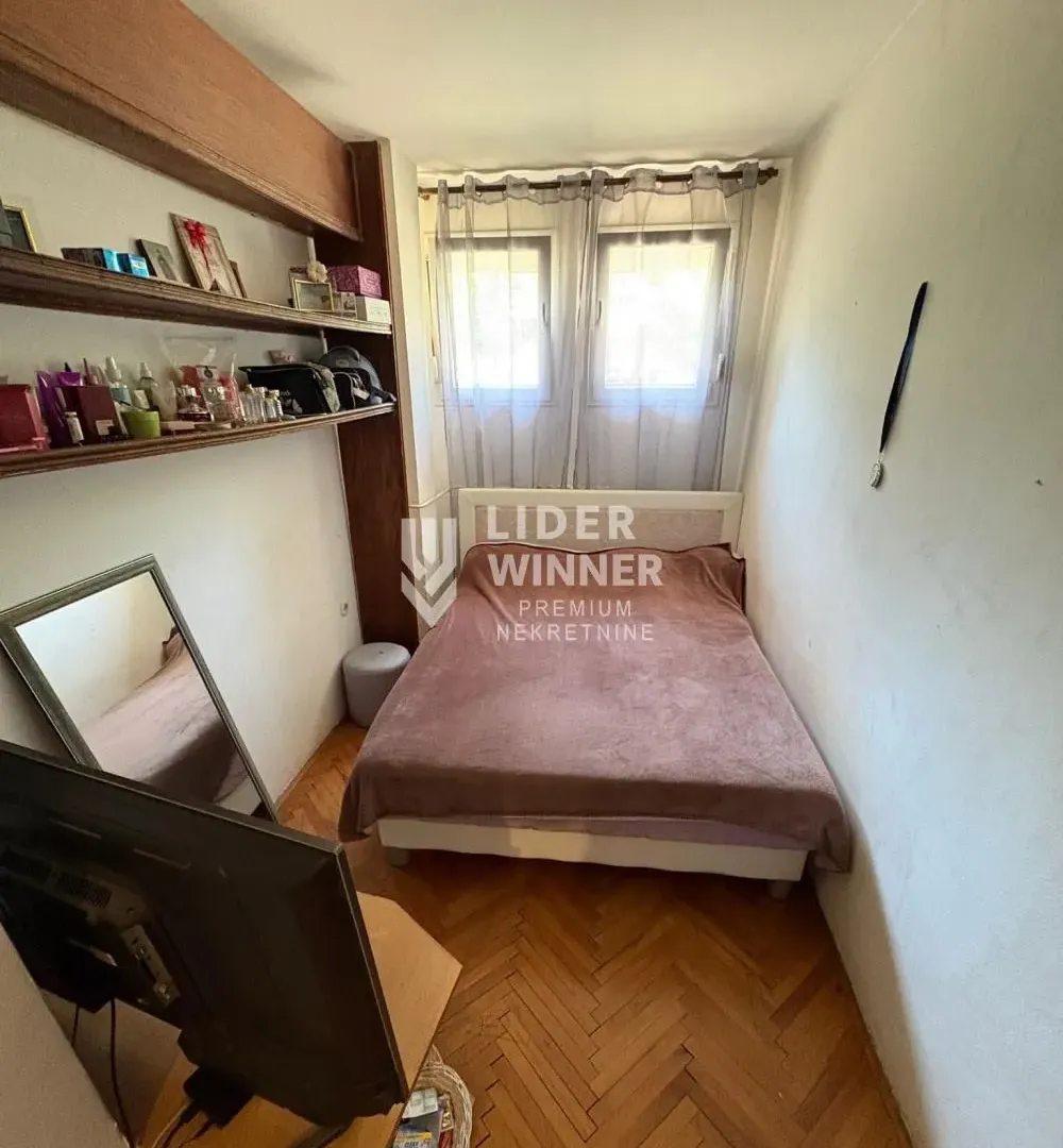 Prodaja, trosoban stan, 70m², Novi Beograd Sve Podlokacije, Beograd