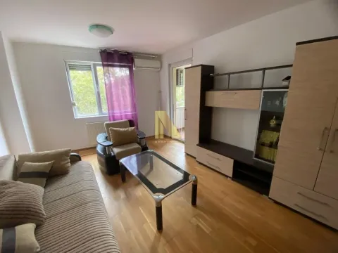 Izdavanje, dvosoban stan, 43m², Centar, Novi Sad - image 2