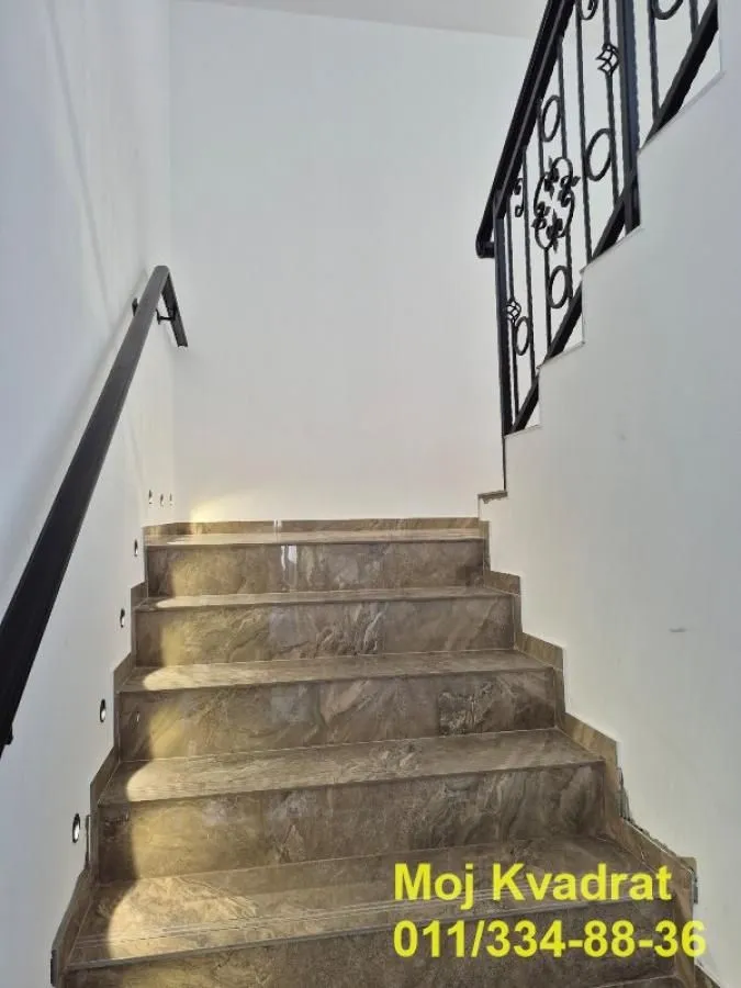 Sale, four bedroom apartment, 105m², Zemun Sve Podlokacije, Beograd