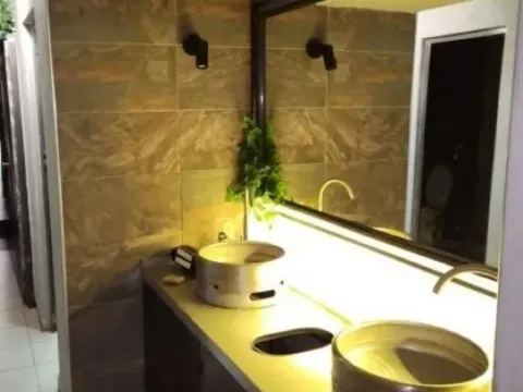 Izdavanje, poslovni prostor, 310m², Savski Venac, Beograd - image 2