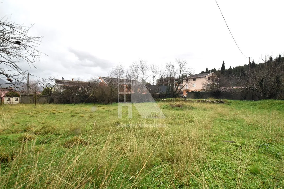 Prodaja, plac, 1400m², Zagorič, Podgorica