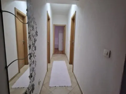 Prodaja, trosoban stan, 80m², Ljubović, Podgorica - image 9