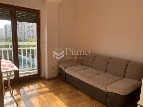 Izdavanje, dvosoban stan, 85m², Stari Aerodrom, Podgorica - image 8