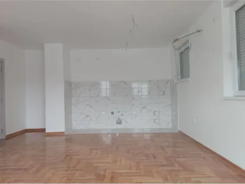 Sale, three bedroom apartment, 70m², Niš, Srbija - image 15